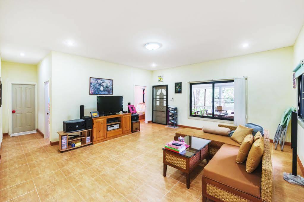 Baan Suan Bonanza By Favstay Pakchong Exterior photo